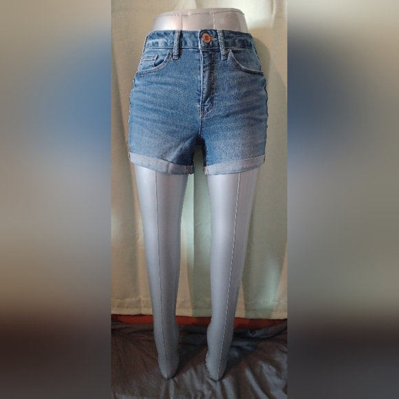 🍒 SO Blue Jean Shorts Cuffed Hem - Picture 4 of 7